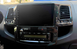 Android r�dio s navigaciou Toyota Hilux