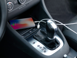 USB adapt�r - k�bel pre VW