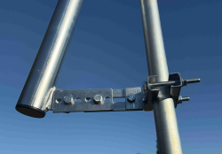 Konzola 60 cm s n�klonom na WIFI ant�nu