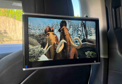Android LCD monitor do auta na hlavov� opierku