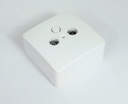 Priebe�n� z�suvka Triax FS07  s krytkou