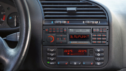 Autor�dio Blaupunkt 82