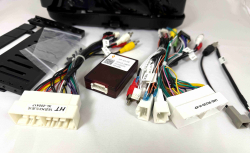 Plastov� ramik Hyundai i30 +  k�ble s canbusom